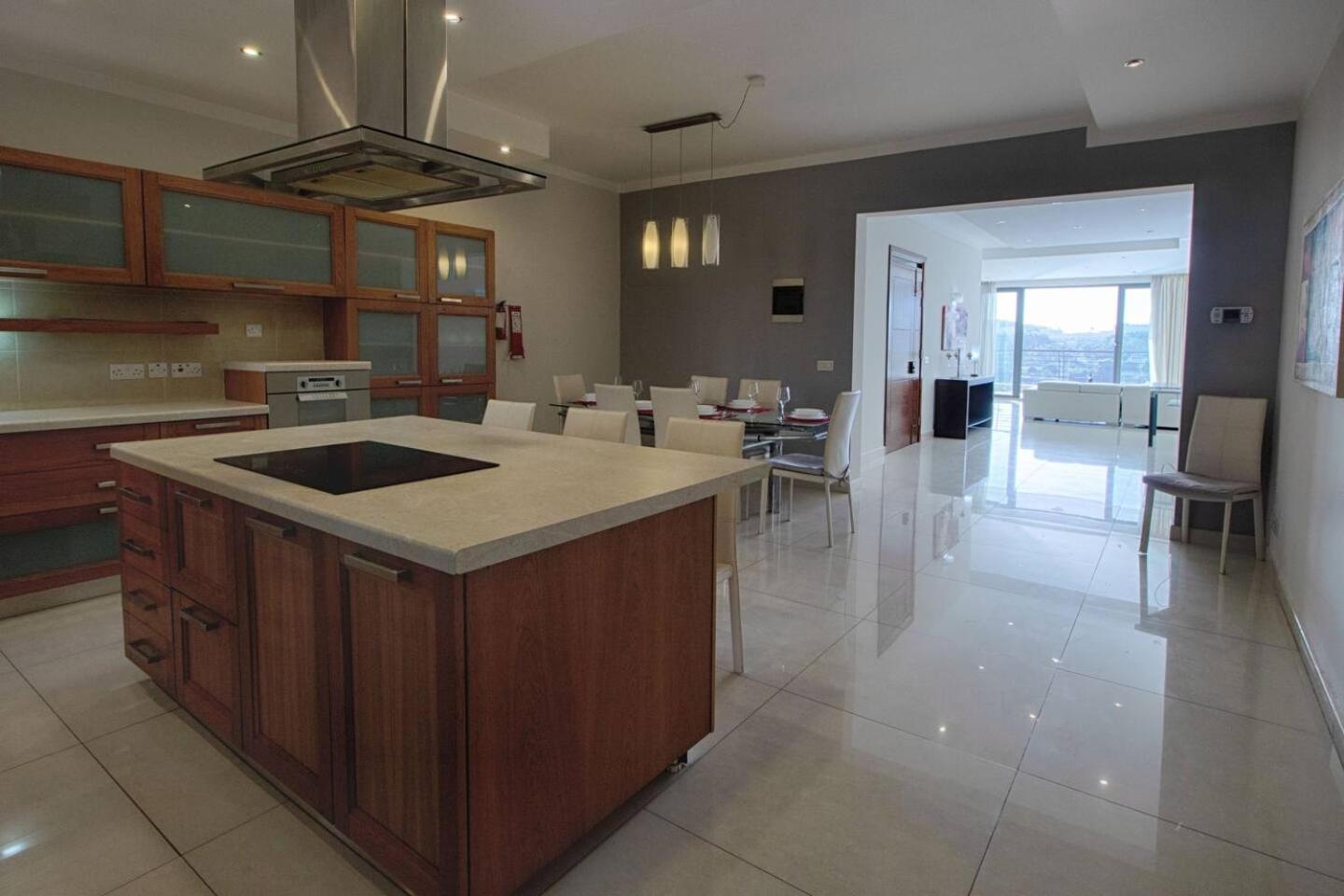 The Strand Apartments By Homely Sliema Eksteriør bilde