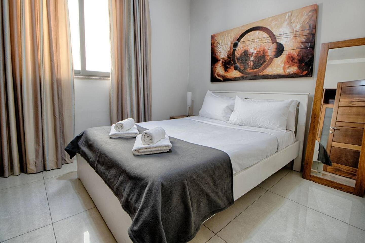 The Strand Apartments By Homely Sliema Eksteriør bilde
