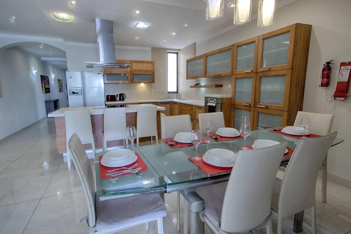 The Strand Apartments By Homely Sliema Eksteriør bilde