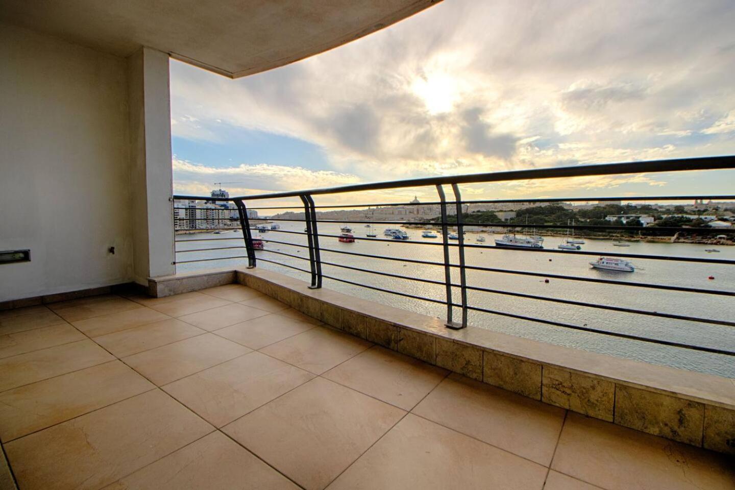 The Strand Apartments By Homely Sliema Eksteriør bilde